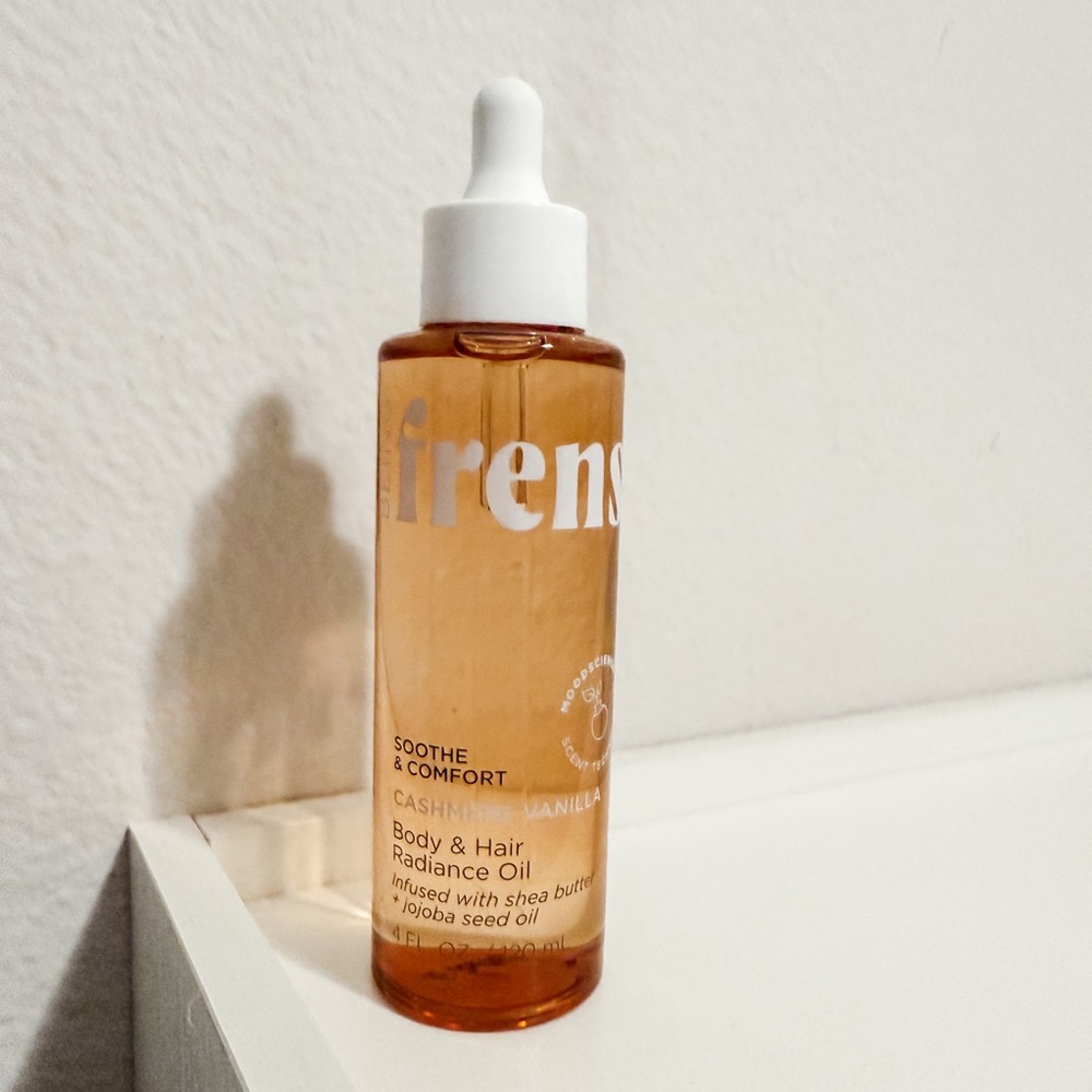 Frenshe Cashmere Vanilla Body & Hair Radiance Oil